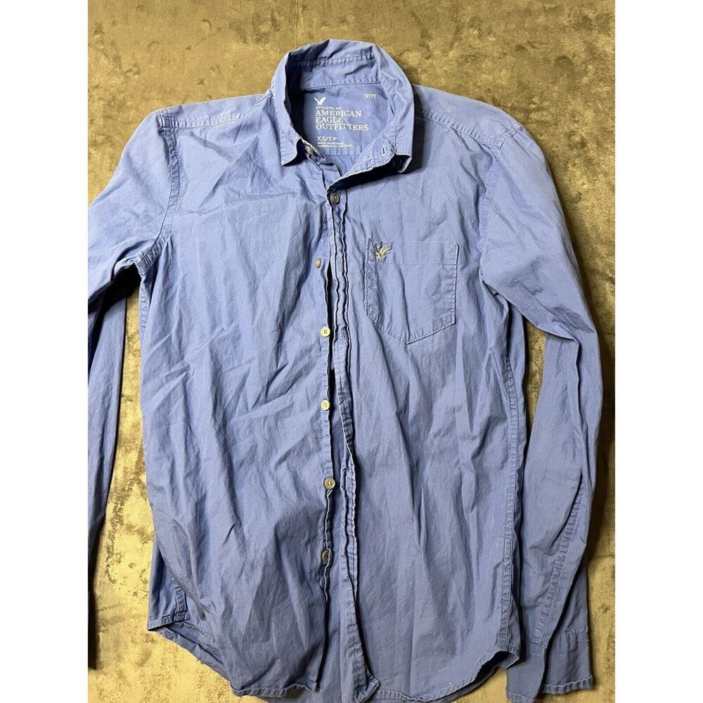 American Eagle Mens Shirt Extra Small blue vintage fit button down